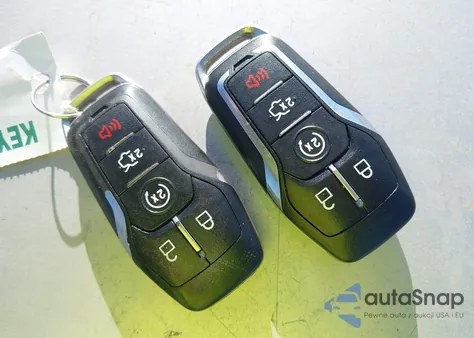 2017 Ford Explorer Xlt z USA, uszkodzony, nr VIN 1FM5K8DH2HGB70311